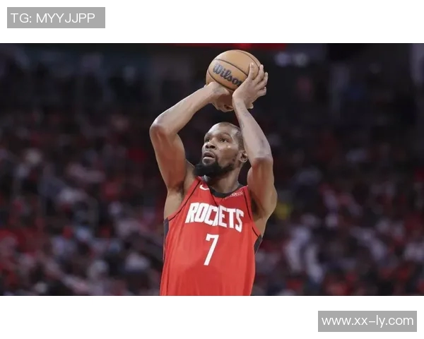 火箭队进攻火力全开但防守漏洞频现能否实现双赢局面